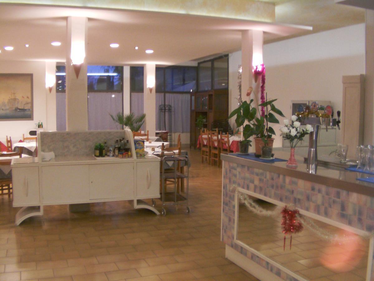 מלון Alfonsine San Carlo מראה חיצוני תמונה